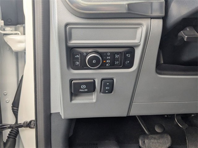 Used 2025 Ford F150 Lariat w/ Equipment Group 502A High image 12