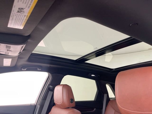 Used 2023 Cadillac XT5 Sportv w/ LPO, Floor Liner Package image 43