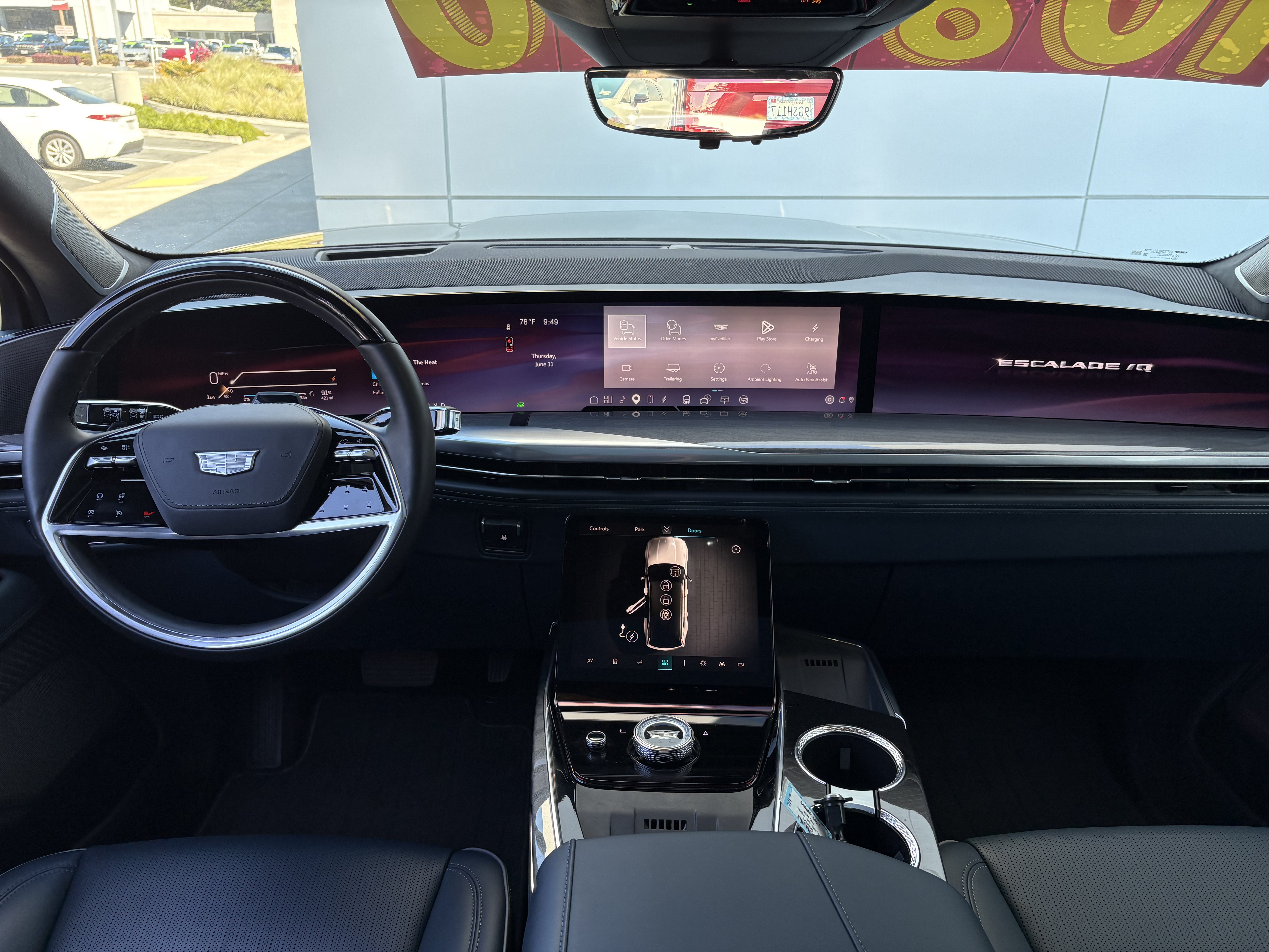 Certified 2025 Cadillac Escalade IQ Luxury 2 w/ LPO, Premium Carpet Package AWD/4WD image 22