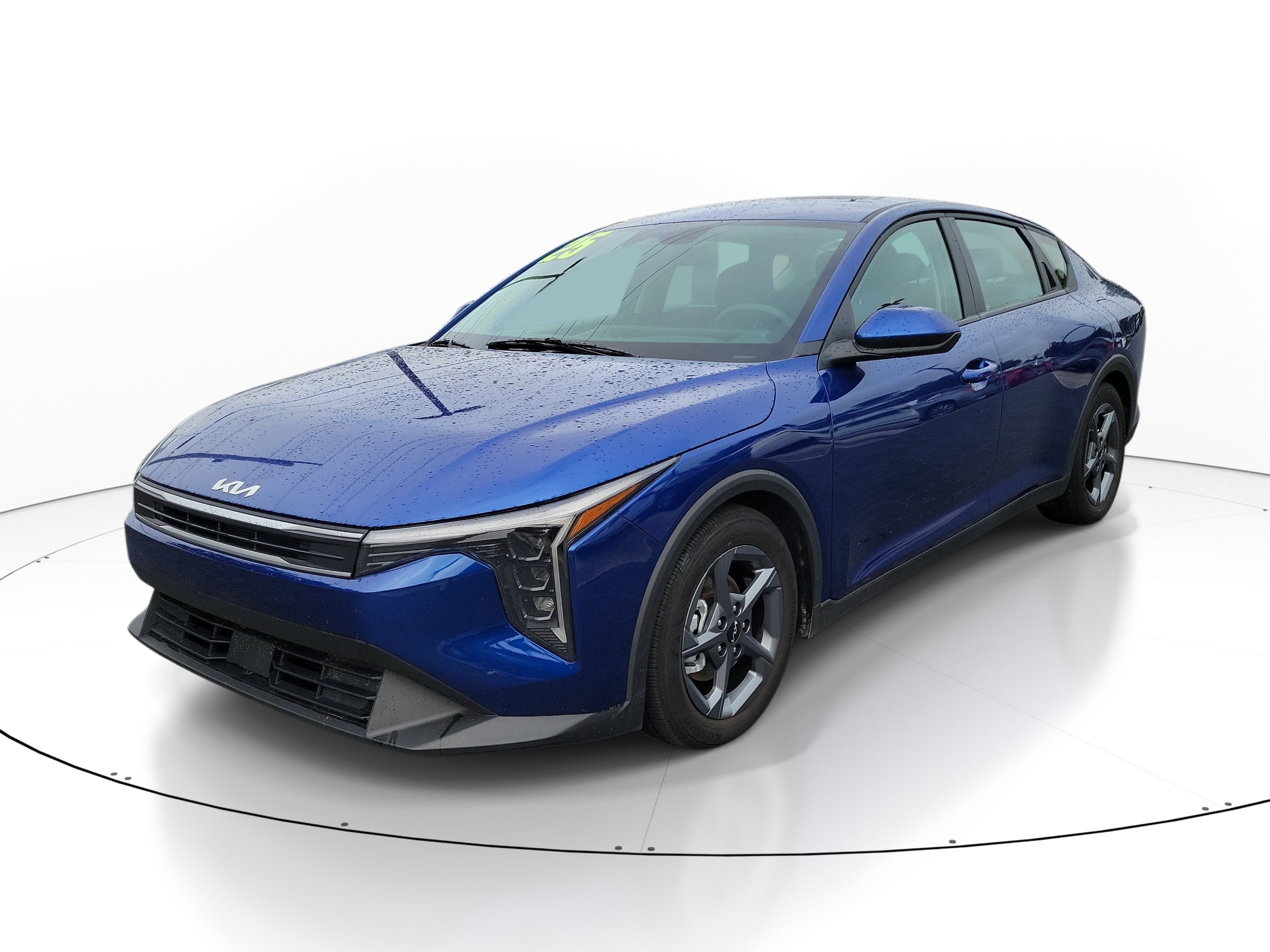 Used 2025 Kia K4 FWD image 3