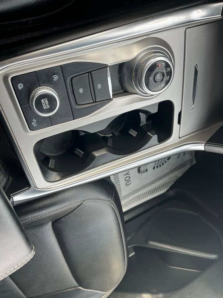 Used 2021 Ford Explorer Limited w/ Equipment Group 301A image 13