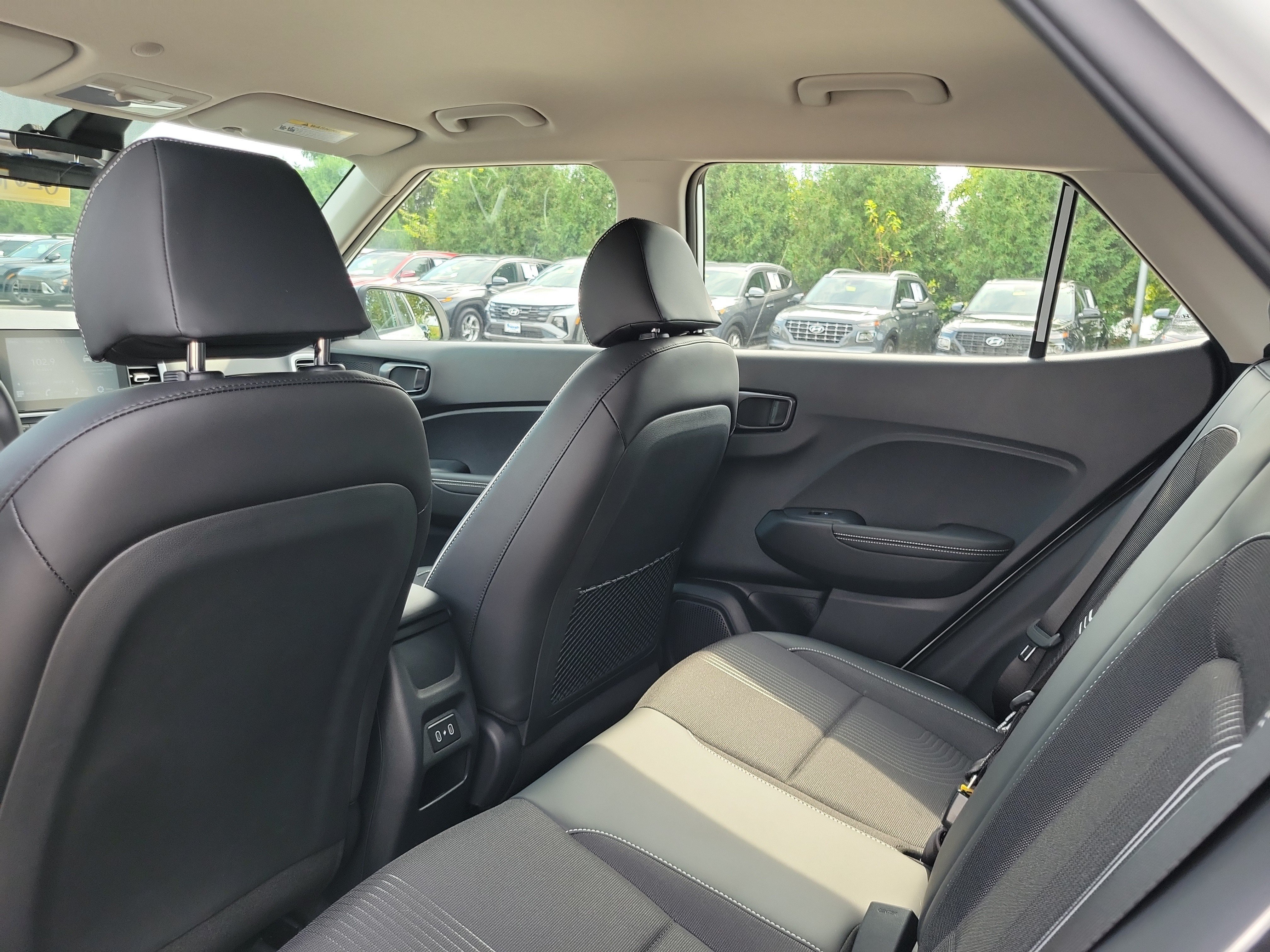 New 2026 Hyundai Venue SEL FWD image 14