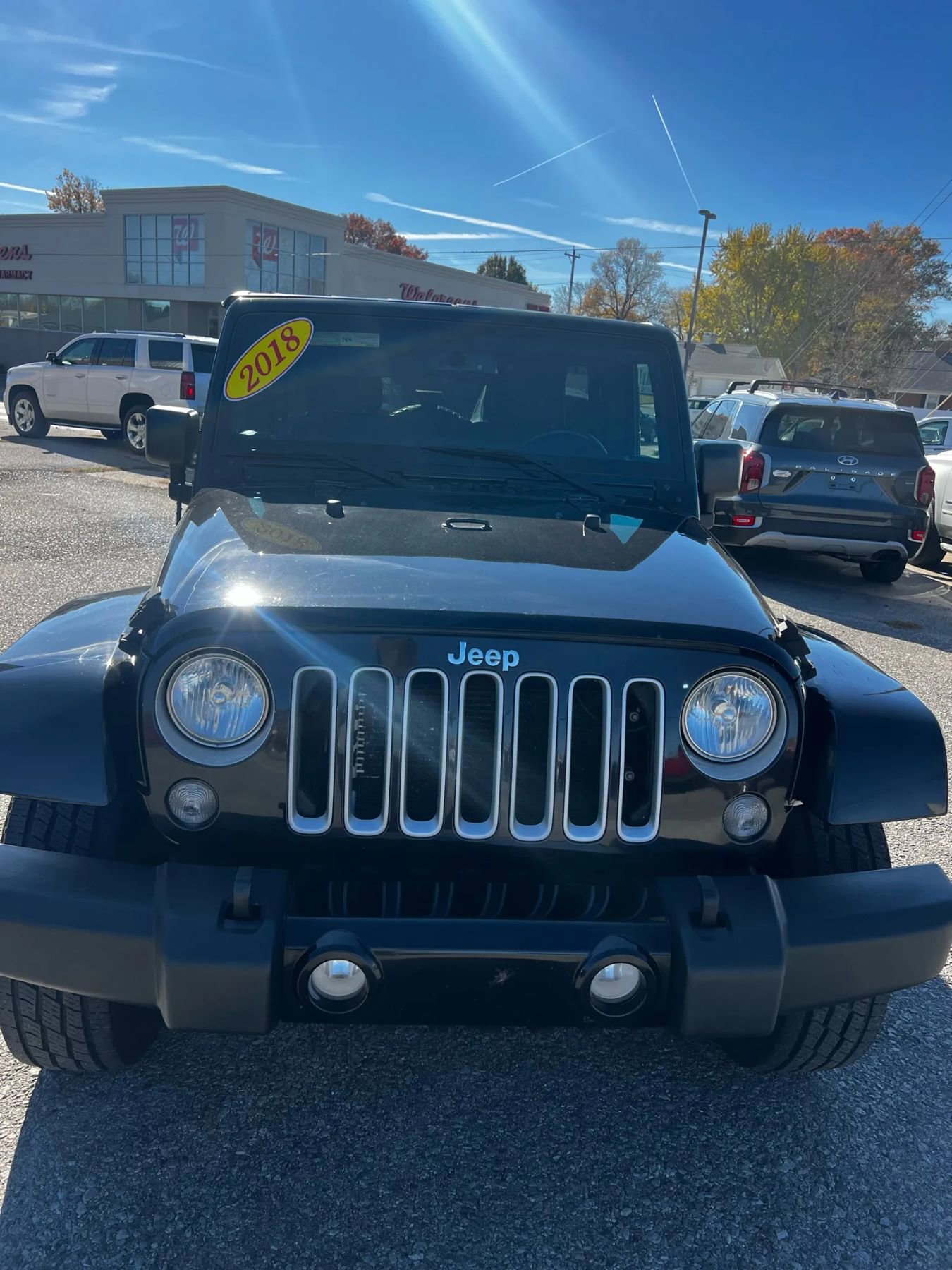 Used 2018 Jeep Wrangler Unlimited Sahara image 8