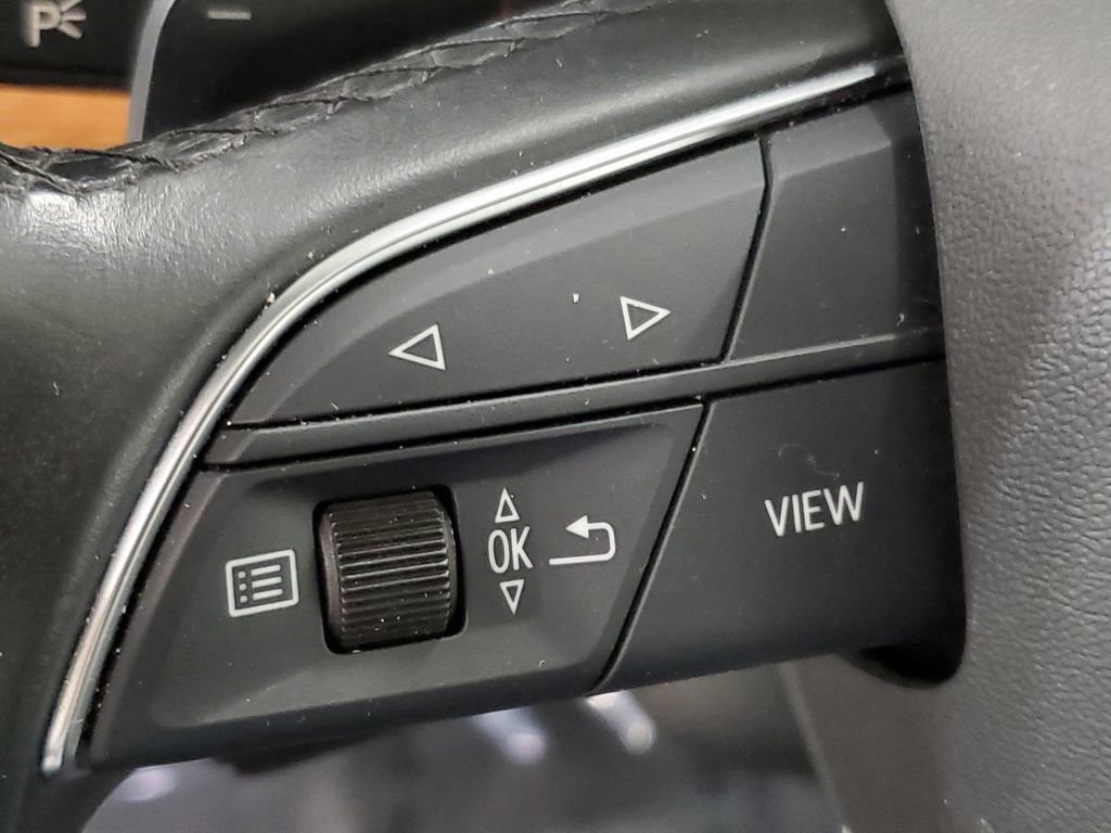 Used 2023 Audi Q5 2.0T Premium Plus AWD/4WD image 32