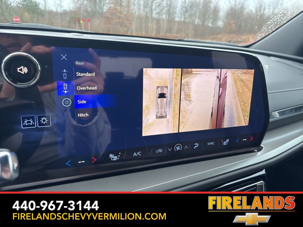 New 2026 Chevrolet Traverse LT w/ Driver Confidence Package FWD image 28