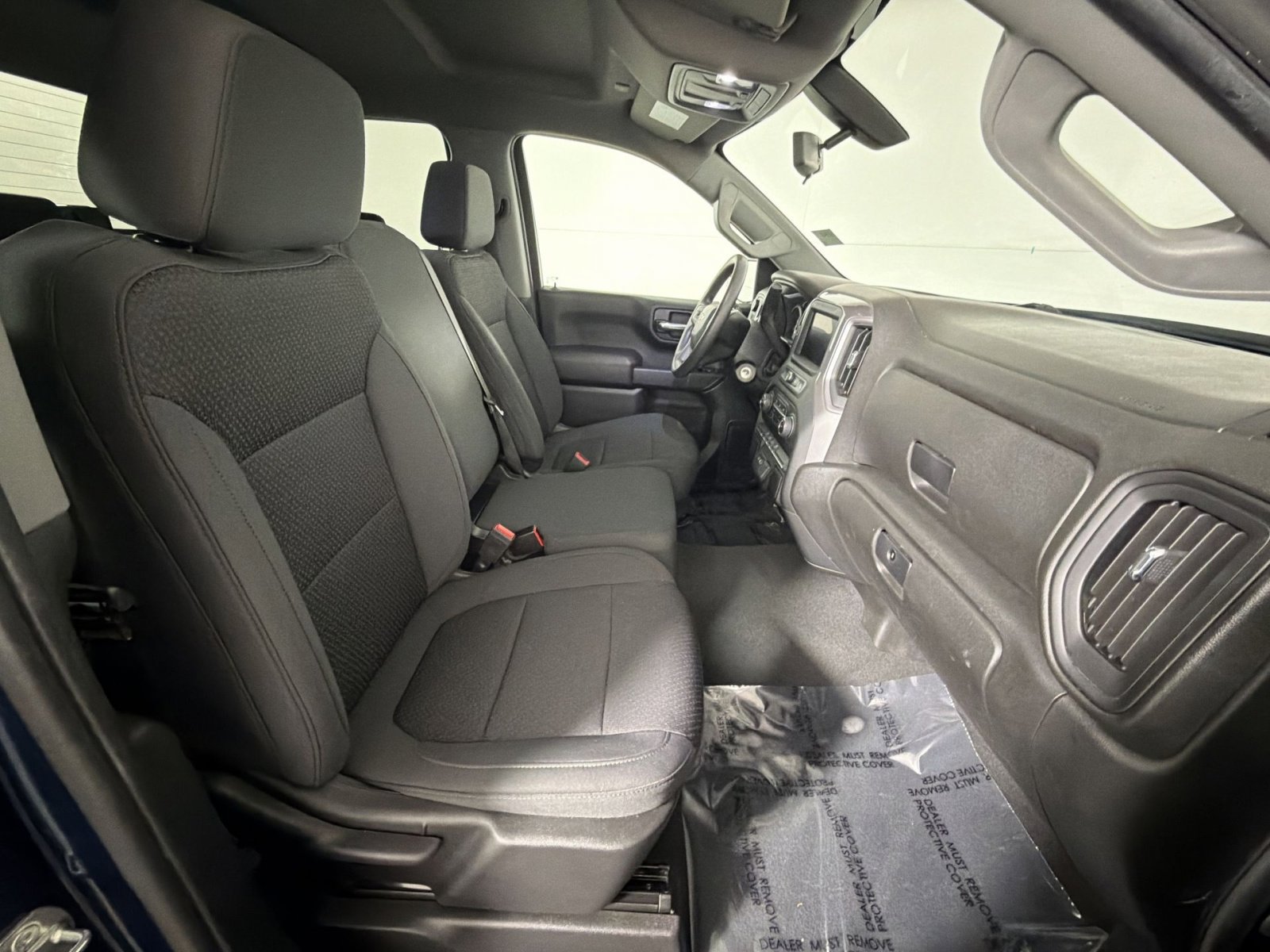 Used 2022 Chevrolet Silverado 1500 Custom image 27