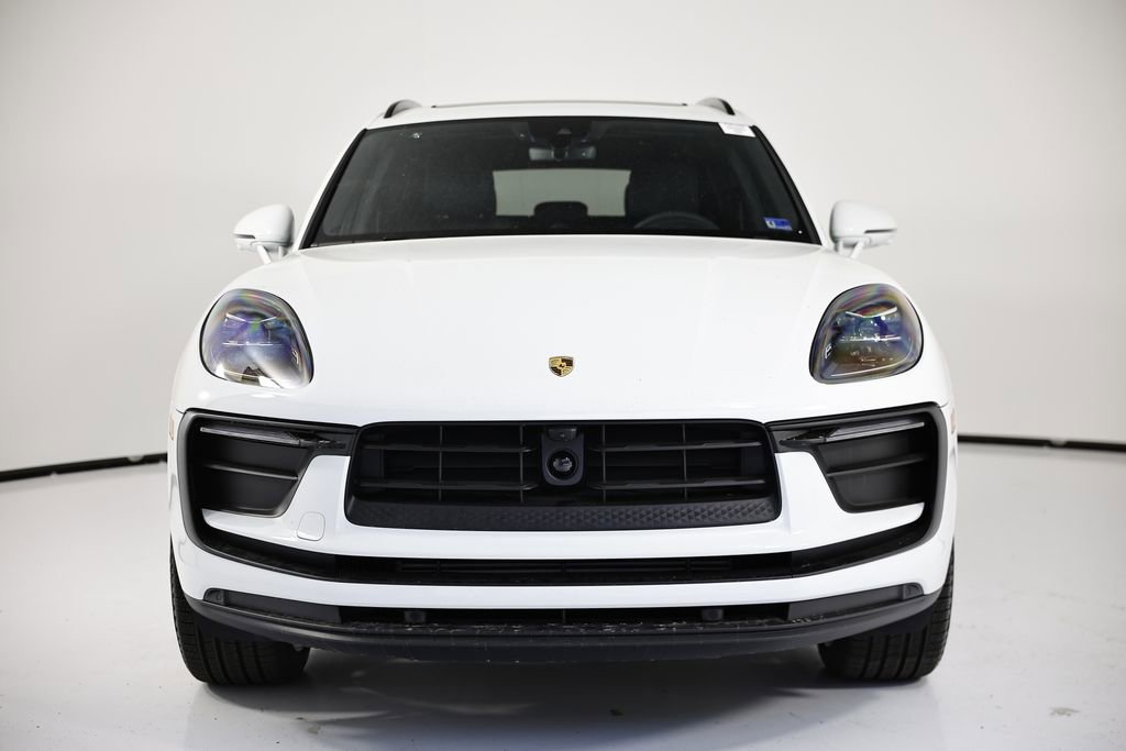 New 2026 Porsche Macan AWD/4WD image 10