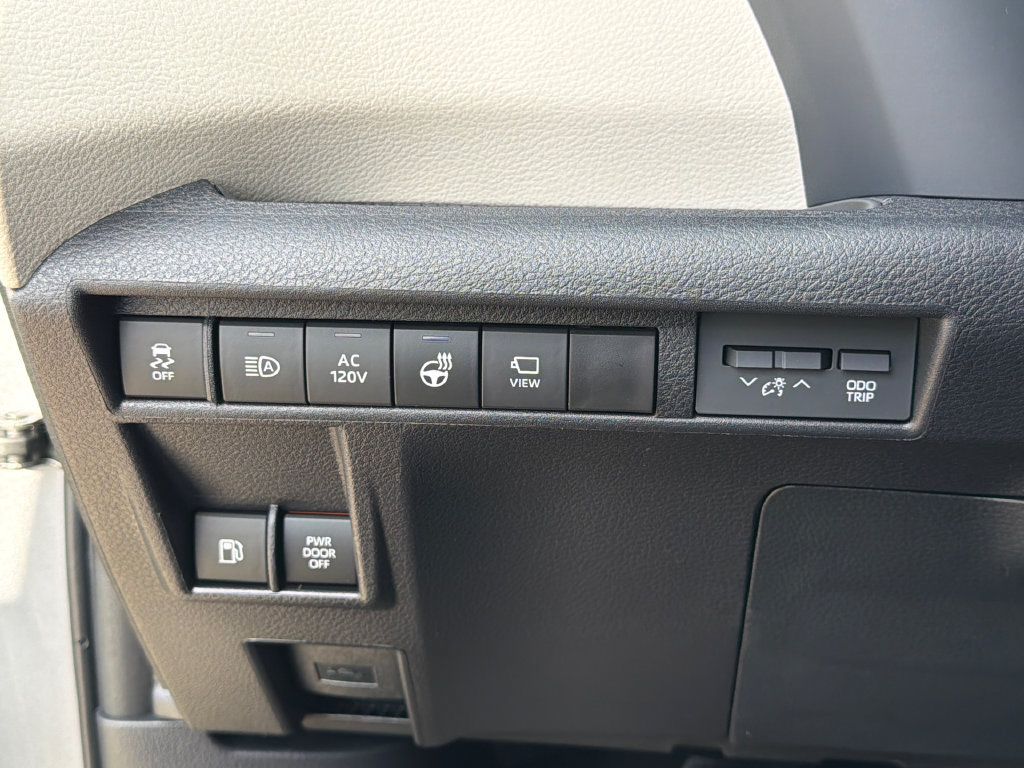 New 2026 Toyota Sienna Platinum AWD/4WD image 22