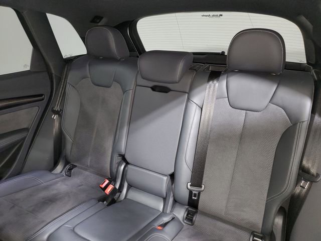 Used 2023 Audi SQ5 Premium Plus image 11
