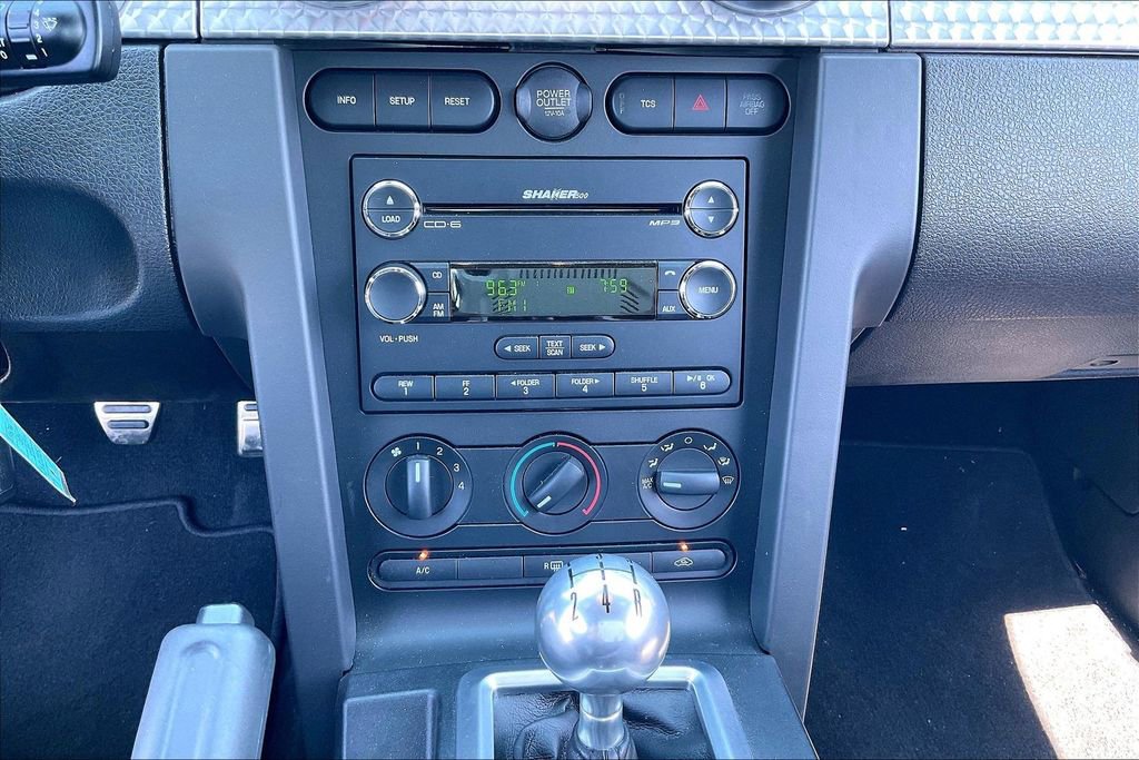 Used 2009 Ford Mustang GT RWD image 31