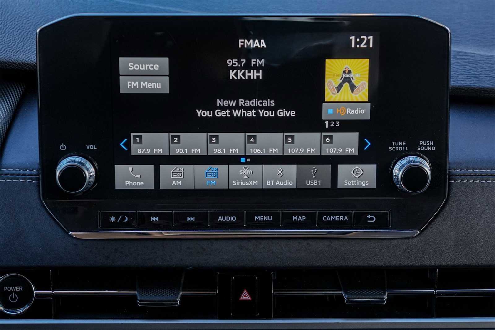 Used 2024 Mitsubishi Outlander SE image 16