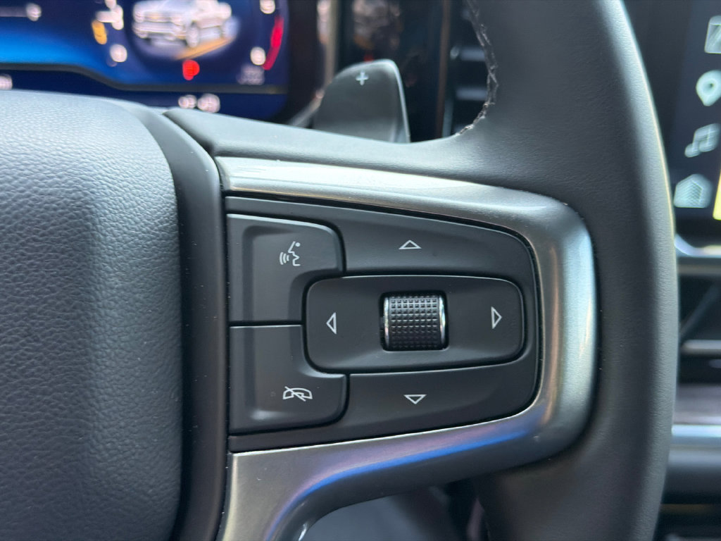 Used 2025 Chevrolet Silverado 1500 LTZ RWD image 25