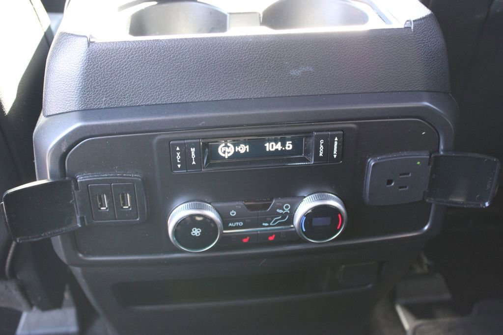 Used 2019 Ford Expedition Limited w/ Equipment Group 301A image 27