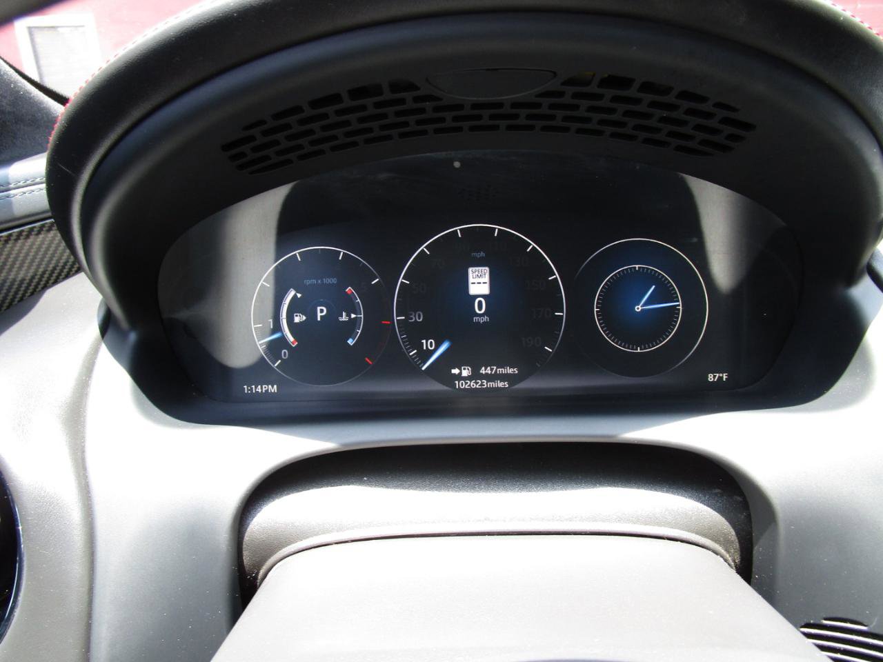 Used 2016 Jaguar XJ R RWD image 11
