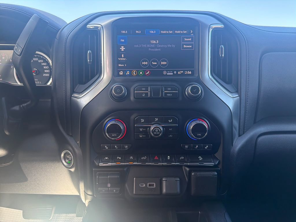 Used 2022 Chevrolet Silverado 1500 LTZ w/ LTZ Premium Package AWD/4WD image 24