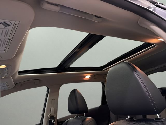 Used 2016 Nissan Rogue SL w/ SL Premium Package image 26