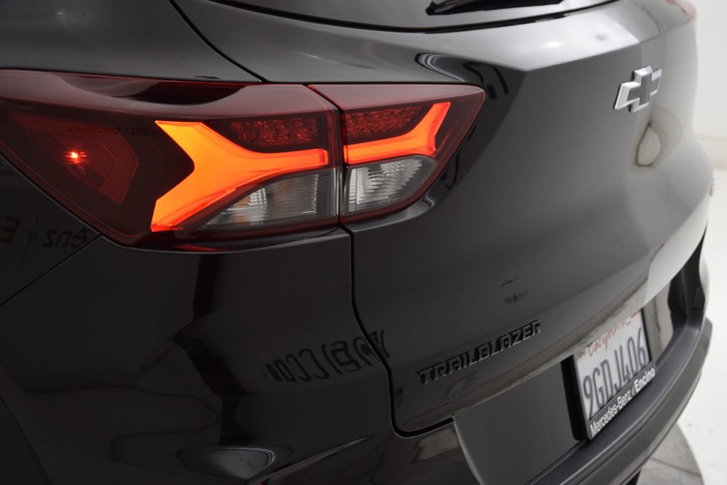 Used 2023 Chevrolet TrailBlazer RS w/ Convenience Package image 13