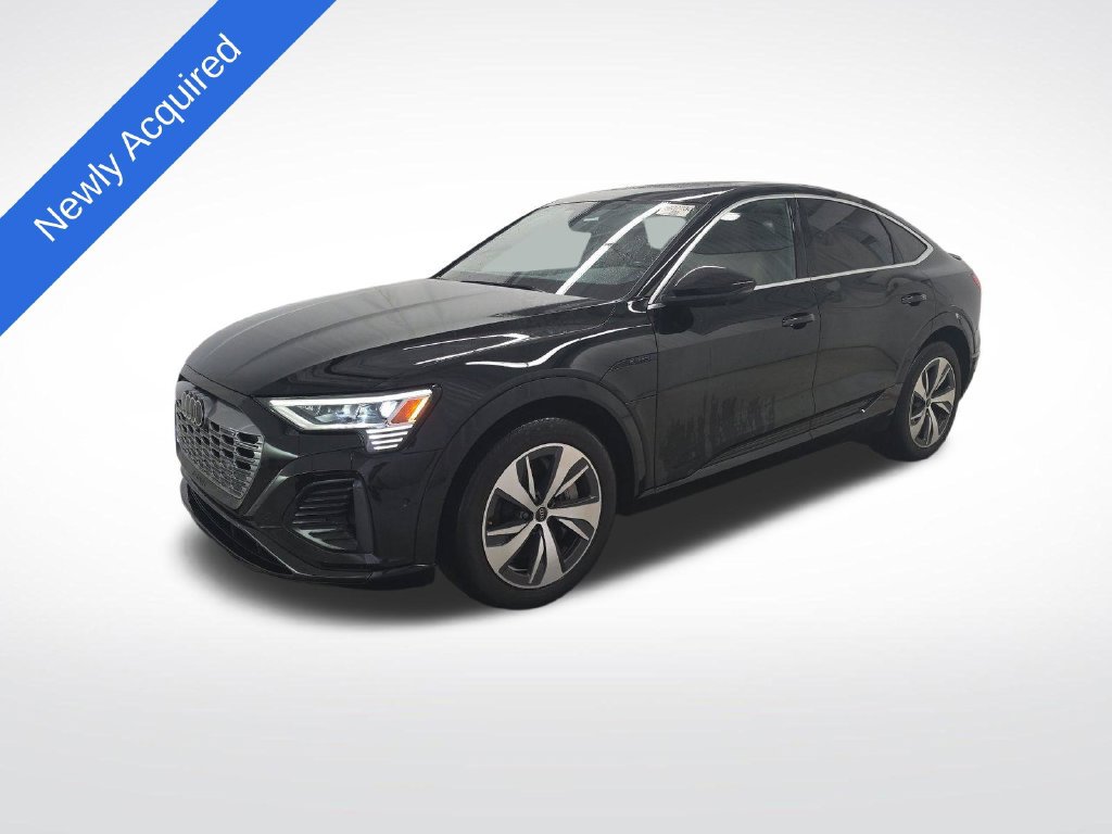 Used 2024 Audi Q8 e-tron Premium Plus w/ Premium Plus Package AWD/4WD image 1