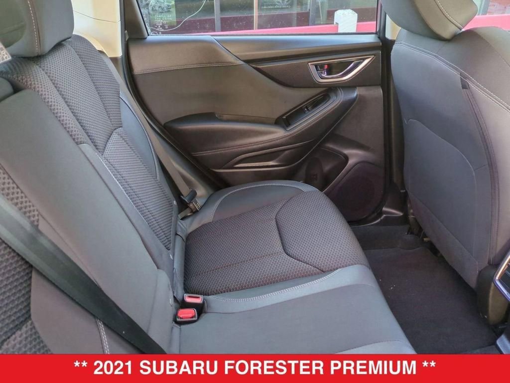 Used 2021 Subaru Forester Premium image 36