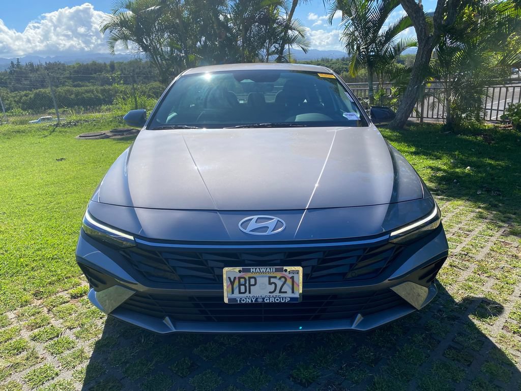 Used 2025 Hyundai Elantra Sport FWD image 20