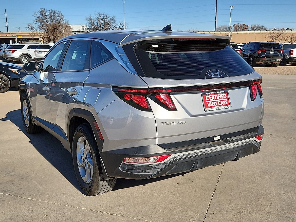 Used 2024 Hyundai Tucson SE image 3