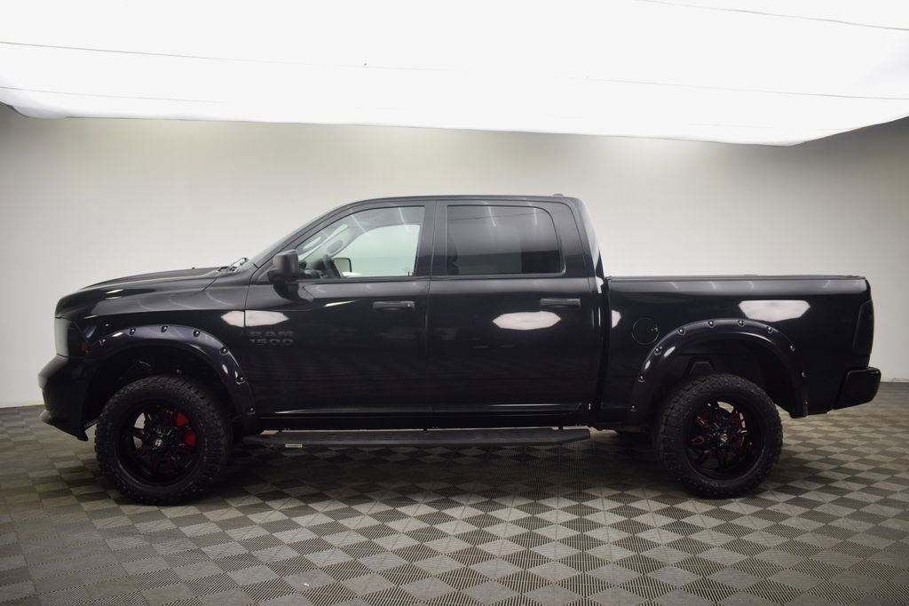 Used 2019 RAM 1500 Express w/ Express Value Package image 8