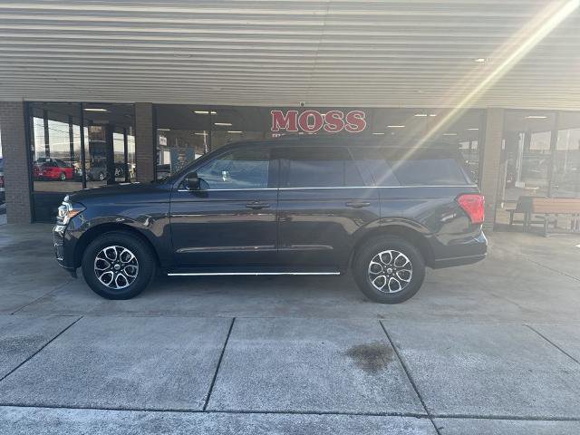 Certified 2023 Ford Expedition XLT image 7