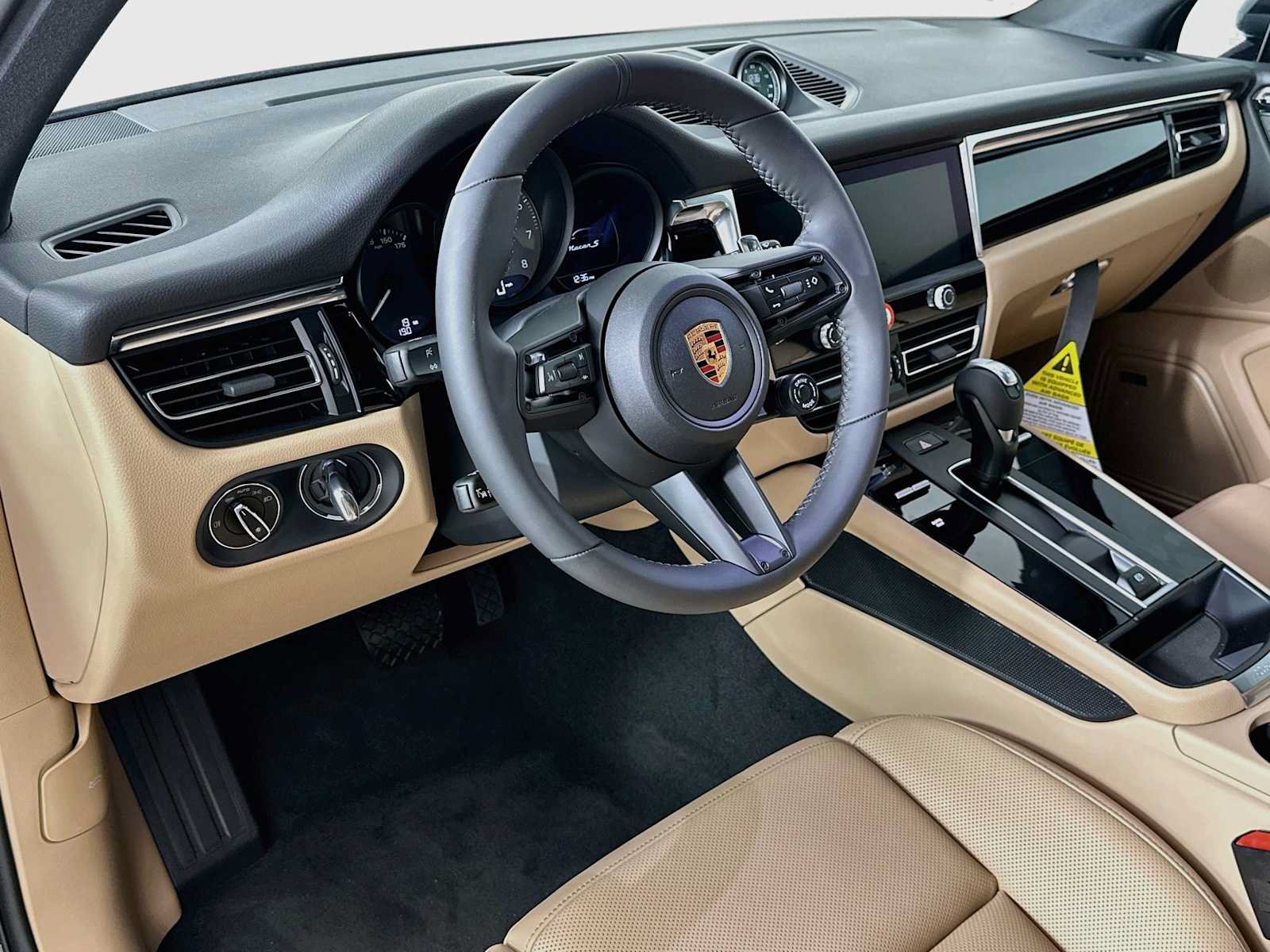 New 2026 Porsche Macan S AWD/4WD image 4