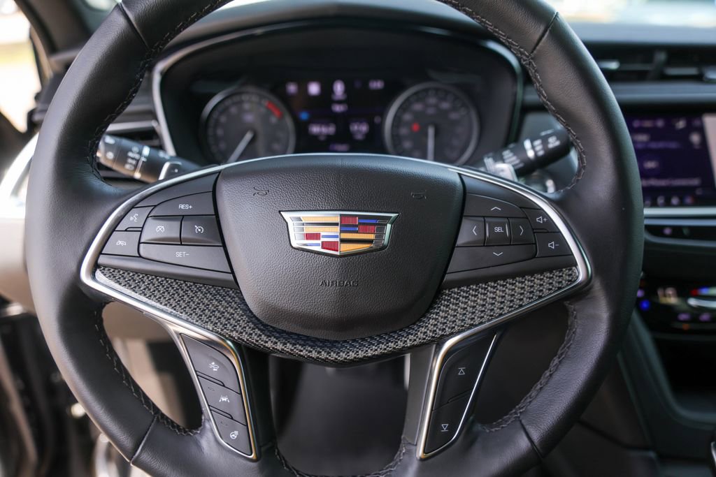 Certified 2024 Cadillac XT5 Sportv w/ Technology Package AWD/4WD image 12