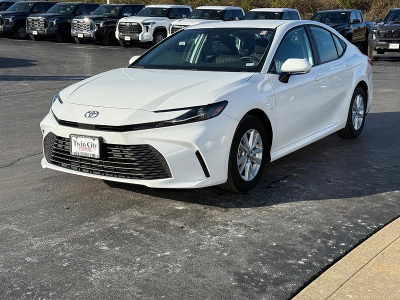 Certified 2025 Toyota Camry LE image 9