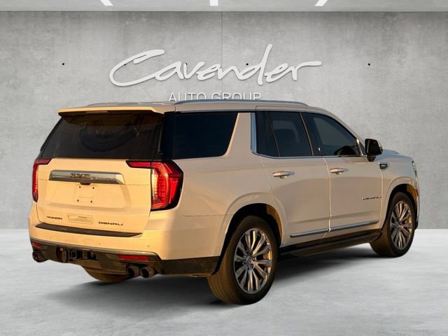 Used 2022 GMC Yukon Denali w/ Denali Premium Package image 7