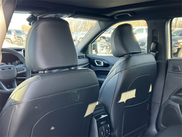 New 2026 Jeep Compass Trailhawk w/ Sun, Sound & Navigation Group image 35