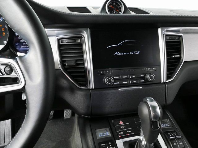 Used 2017 Porsche Macan GTS AWD/4WD image 13