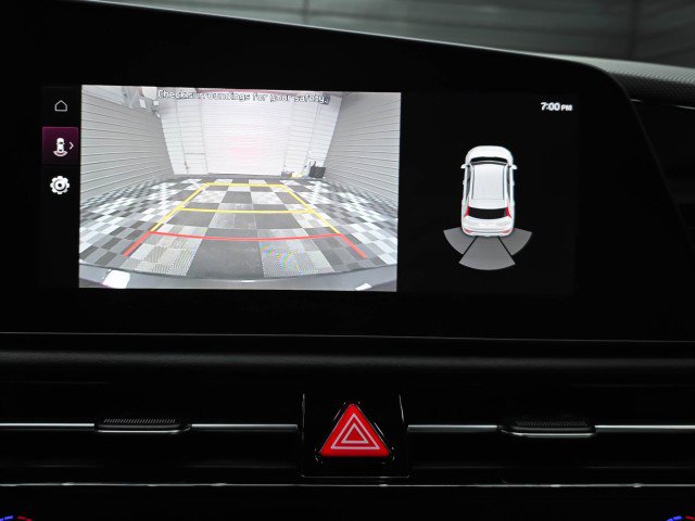 Used 2024 Kia Niro EX FWD image 25
