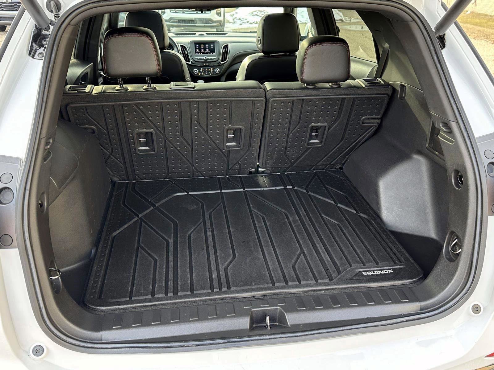 Certified 2023 Chevrolet Equinox RS w/ LPO, Floor Liner Package image 10
