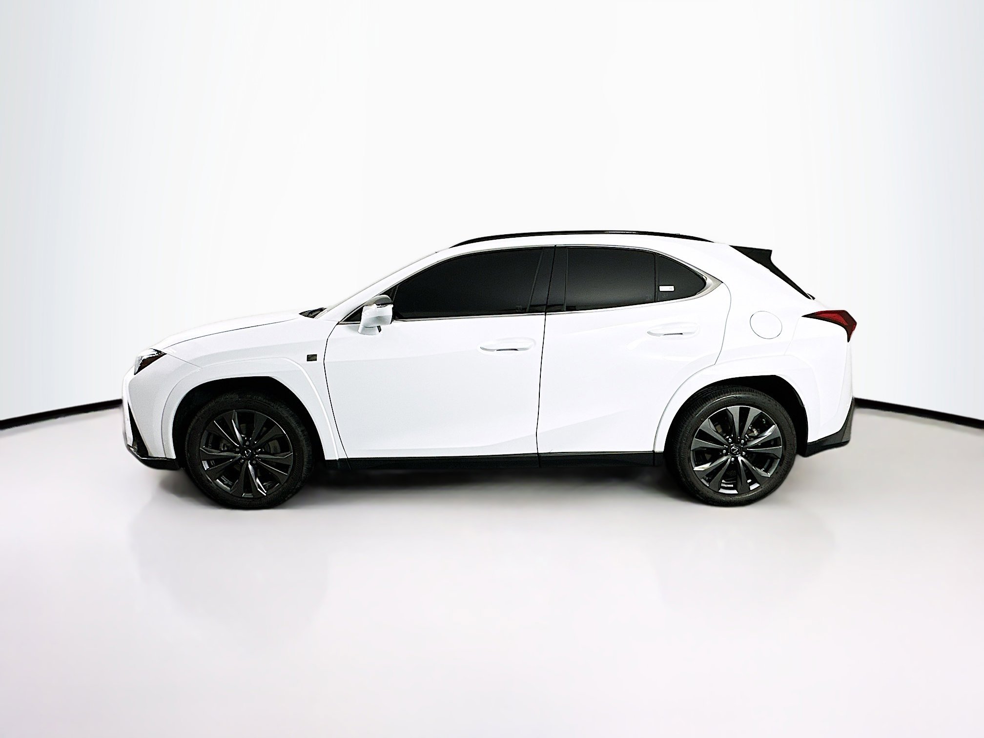 Used 2024 Lexus UX 250h F Sport image 4