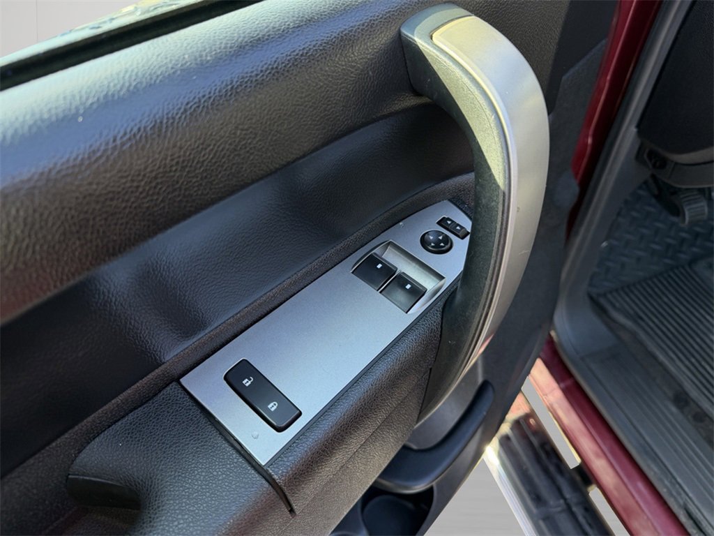 Used 2013 Chevrolet Silverado 1500 LT image 14