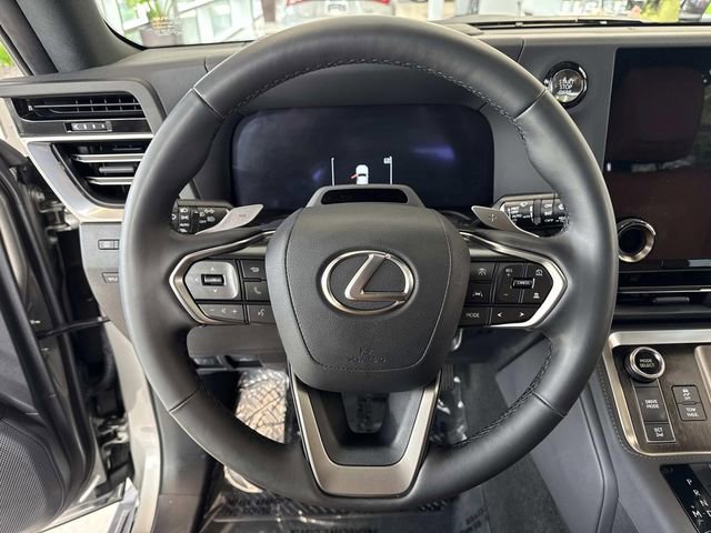 Used 2025 Lexus GX 550 w/ Accessory Package (Z1) AWD/4WD image 26