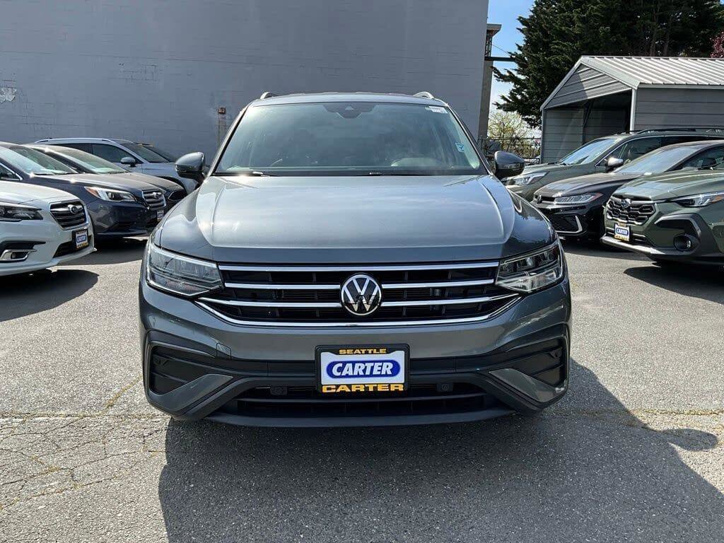 Certified 2023 Volkswagen Tiguan SE AWD/4WD image 3