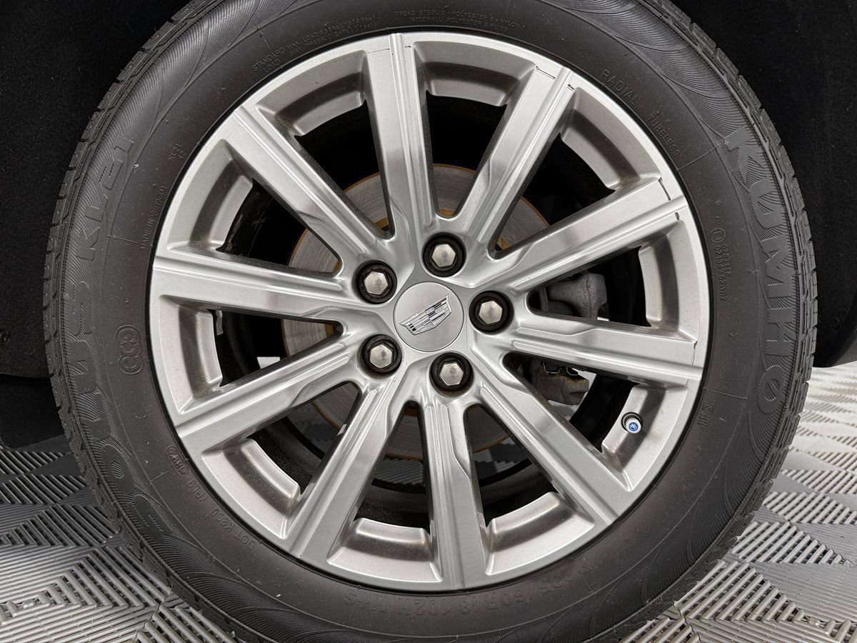 Used 2019 Cadillac XT4 Premium Luxury w/ Driver Awareness Package AWD/4WD image 31