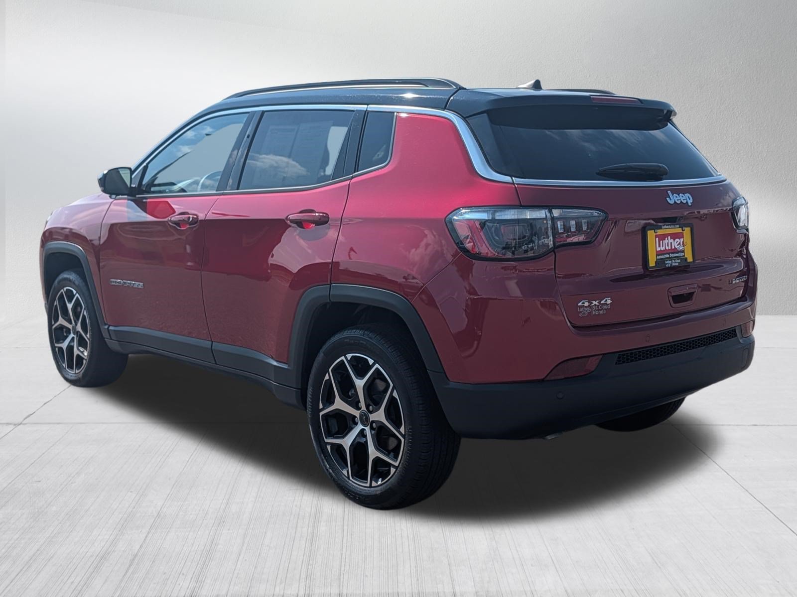 Used 2026 Jeep Compass Limited AWD/4WD image 5