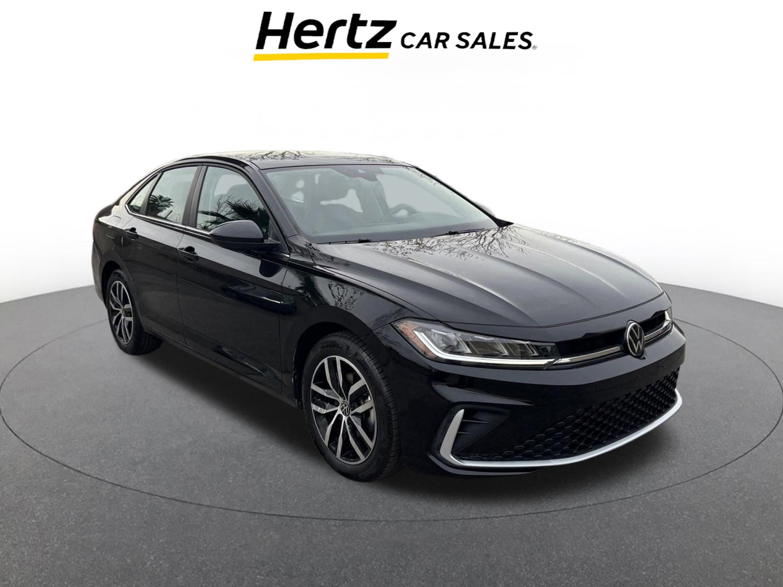 Used 2025 Volkswagen Jetta SE image 1