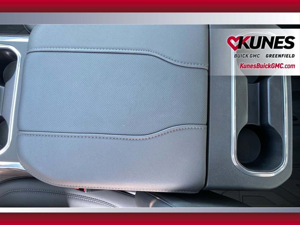 New 2025 GMC Sierra 3500 SLT w/ SLT Premium Package image 38