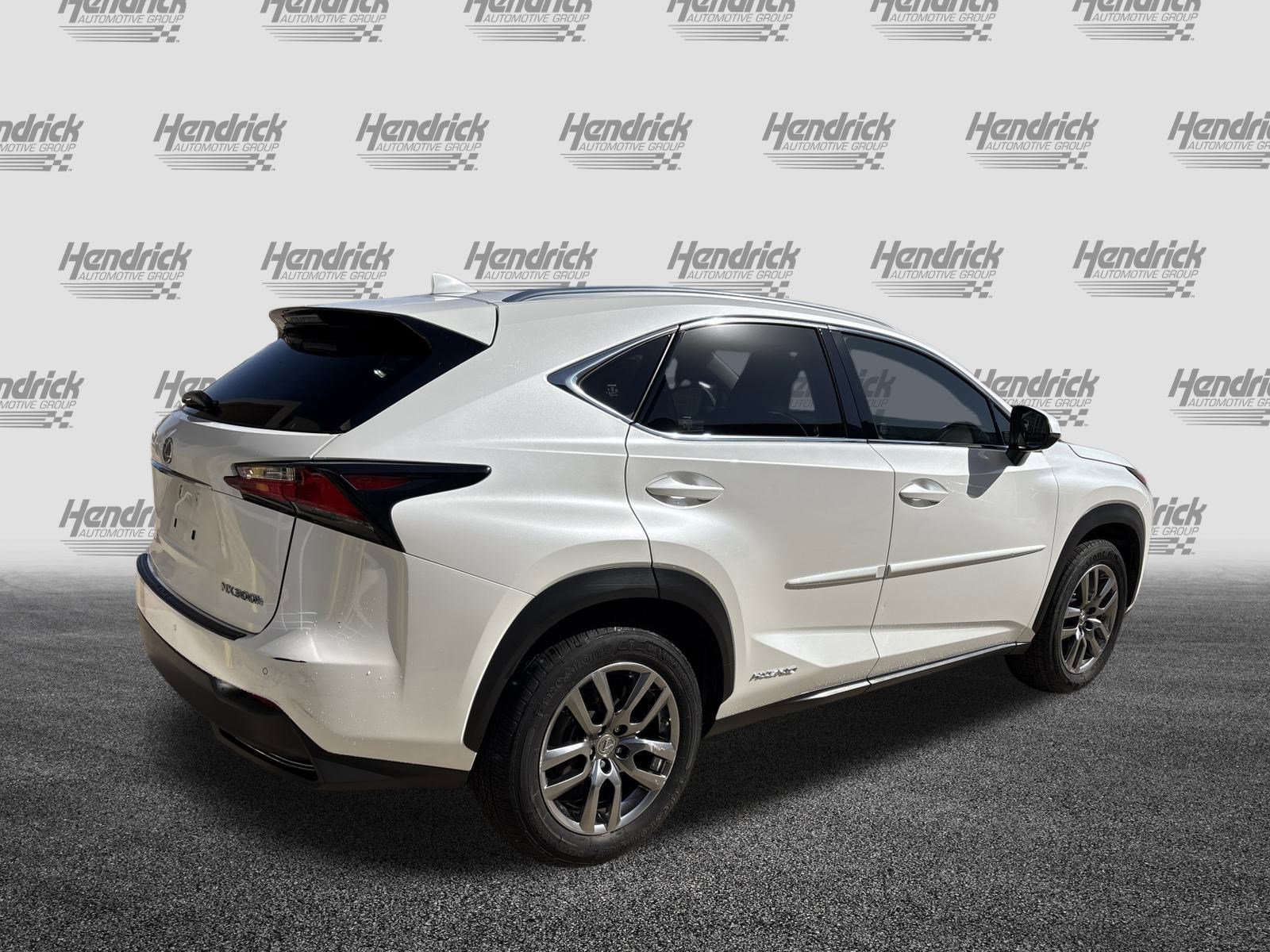 Used 2015 Lexus NX 300h AWD w/ Luxury Package image 10