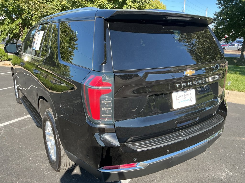Used 2025 Chevrolet Tahoe LT AWD/4WD image 12