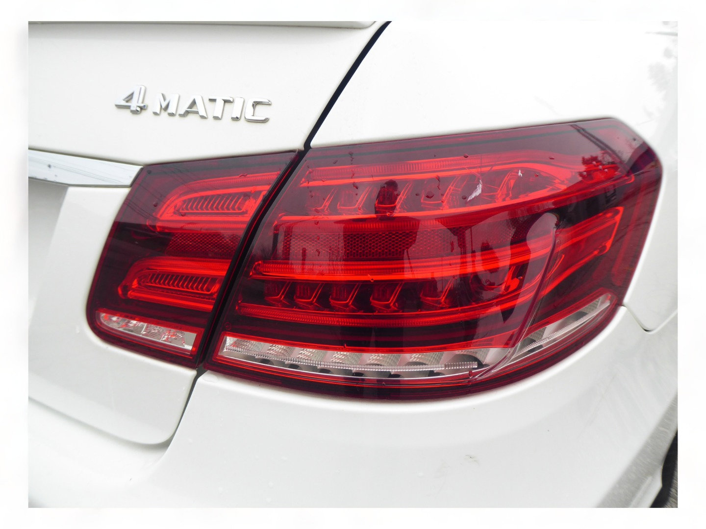 Used 2014 Mercedes-Benz E 350 4MATIC Sedan image 26