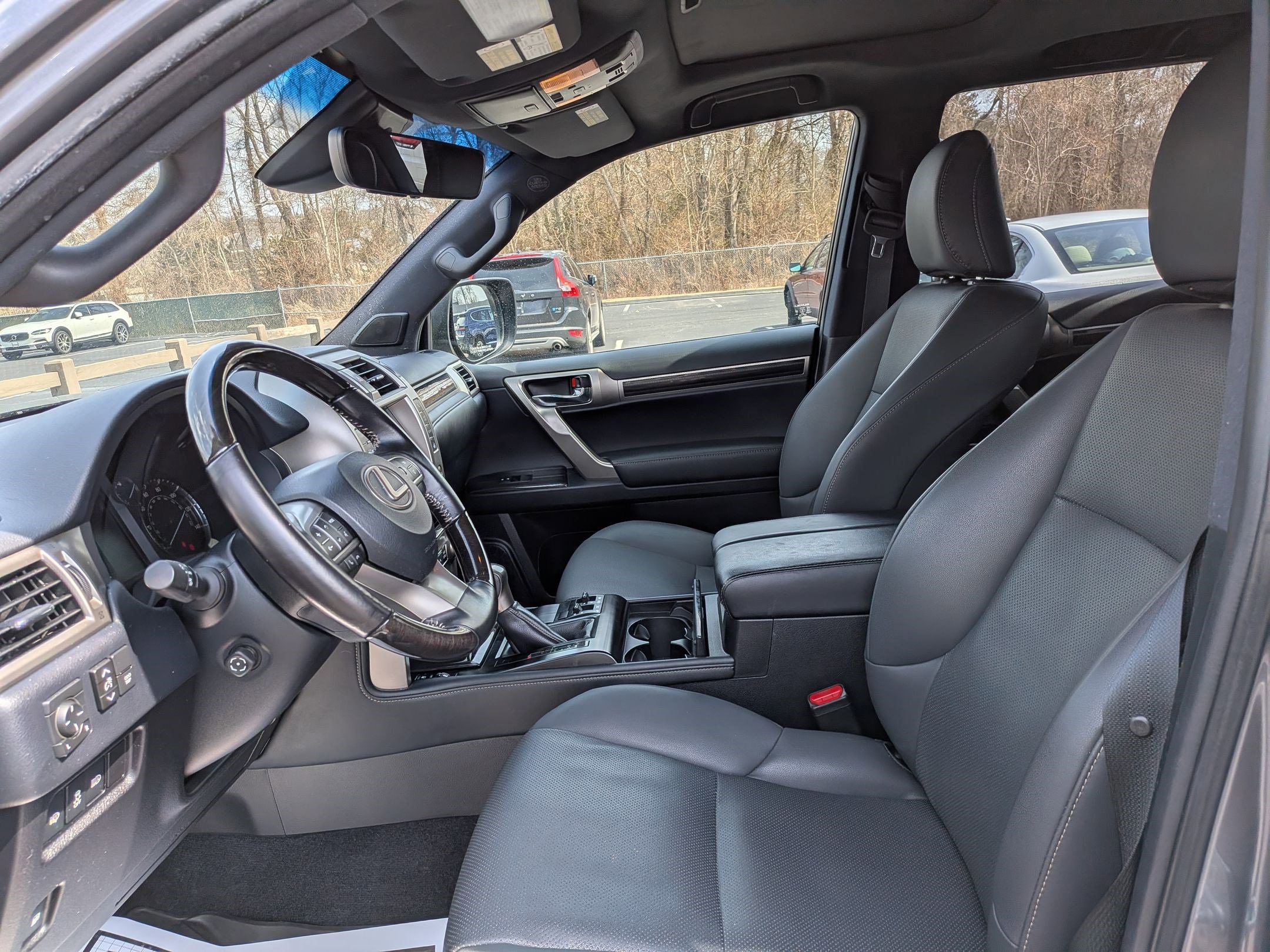 Used 2020 Lexus GX 460 Premium w/ Premium Package image 11