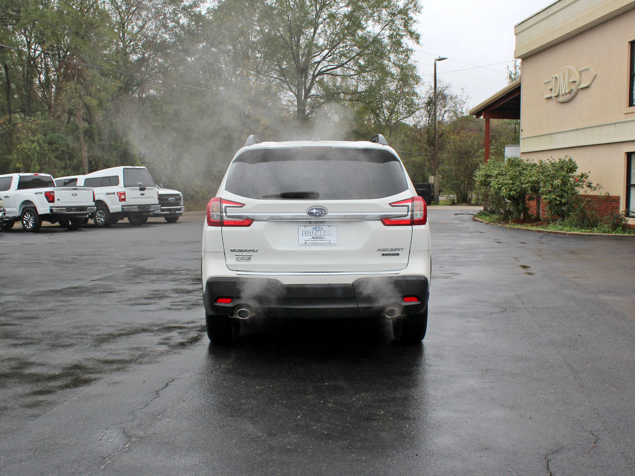 Used 2023 Subaru Ascent Touring image 11