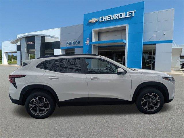 New 2026 Chevrolet Trax LT w/ Driver Confidence Package image 3