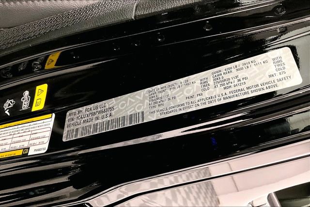 Used 2023 Jeep Wrangler Unlimited Sahara image 40